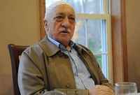 Gülen'den Erdoğan'a Hitler benzetmesi