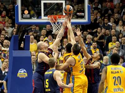 Alba Berlin: 80 - Barcelona: 70