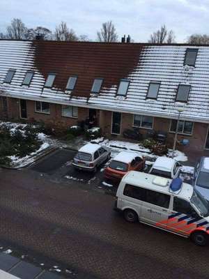 Hollanda'da polis çatısında kar olmayan evlerin ihbar edilmesini istedi