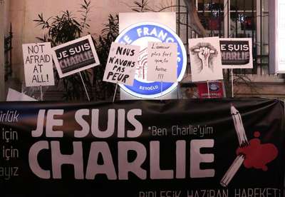 'Je Suis Charlie' Taksim'de