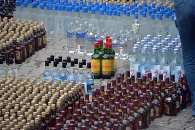 Hindistan'da sahte içki skandalı: 28 ölü