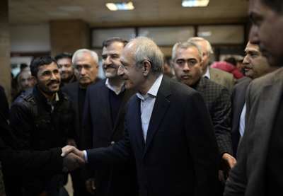 Kılıçdaroğlu'ndan Yaşar Kemal'e ziyaret