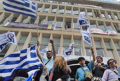 'Yunanistan'ı yine AB kurtaracak'