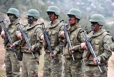 Alman Silahlı Kuvvetleri'nde 24 intihar