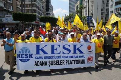 Geziye katılan 20 öğretmene kınama cezası