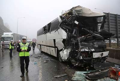 Antalya'da otobüs ile tır çarpıştı: 5 ölü