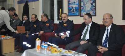 VALİ KOLAT'TAN İTFAİYE, KARAKOL VE 112 ÇALIŞANLARINA YILBAŞI ZİYARETİ
