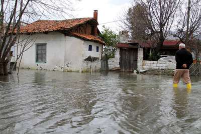 Köyceğiz Gölü taştı