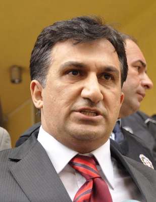 Eski teknik diröktöre 'özel hayatı ihlal' suçundan hapis cezası