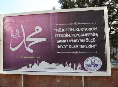 Elazığ'da belediyeden Charlie Hebdo tepkisi
