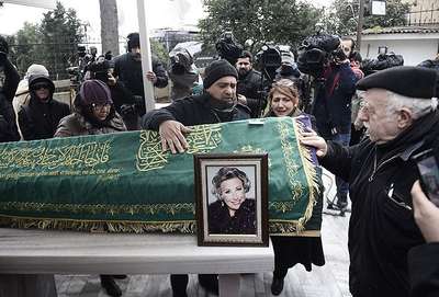 'Benzemez kimse sana'