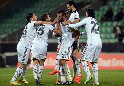 Bakanlardan ve vekillerden derbi tahmini