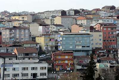 Nüfusun üçte ikisi deprem riskiyle yaşıyor
