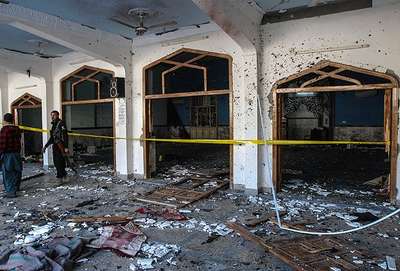 Pakistan'da camiye silahlı saldırı: 19 ölü
