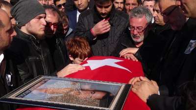 'Ben CHP'liyim, oğlum MHP'li suç mu?'