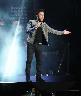 'Can dostlar'a megastar Tarkan'dan destek