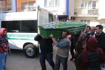 Kimliği kolundaki 'şeytan' dövmesinden saptanan Nuran Dutlu, toprağa verildi