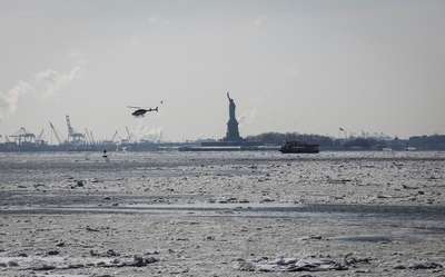 New York buz tuttu