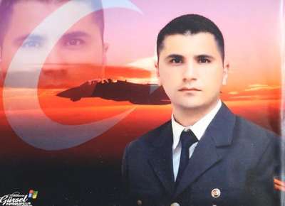 Şehit uzman çavuşun evine ateş düştü