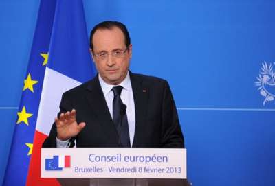 Hollande'dan Fransız parlamenterlere kınama