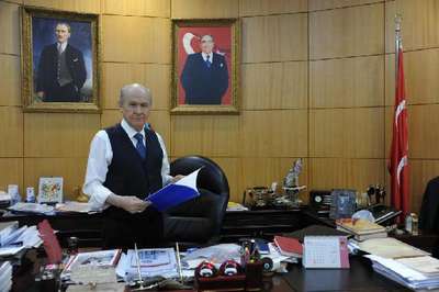 Bahçeli: Meraklanmayın, Türkiye; Anka Kuşu gibi, küllerinden yeniden doğacaktır