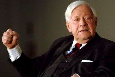 Helmut Schmidt hayatını kaybetti