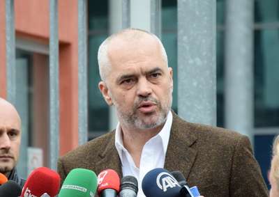 Arnavutluk Başbakanına suikast sorgusu