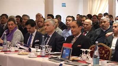 Almanya'da başörtüsü konusunda geri adım