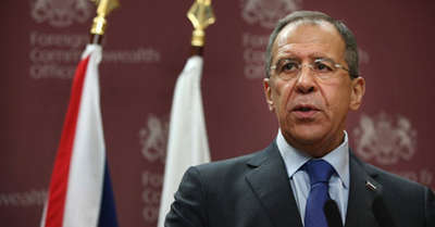 Lavrov: Amerika IŞİD'in yerini biliyor ama bombalamıyor