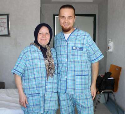 Sevdiklerine can aşısı oldular