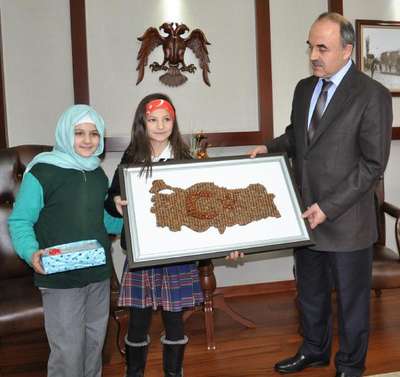Nur'un kabul etmediği ödül, Suriyeli öğrenciye verildi
