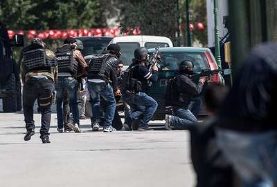 Tunus’ta müzeye baskın: 21 ölü