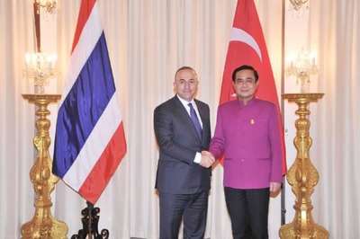 Bakan Çavuşoğlu, Tayland Başbakanı ile görüştü