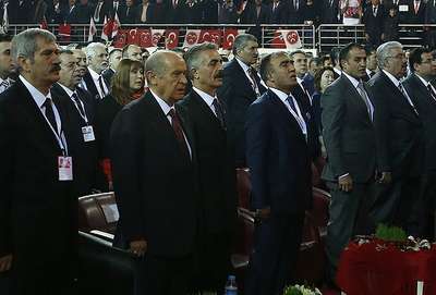 'Türk milleti buradan çıkacak sesi bekliyor'