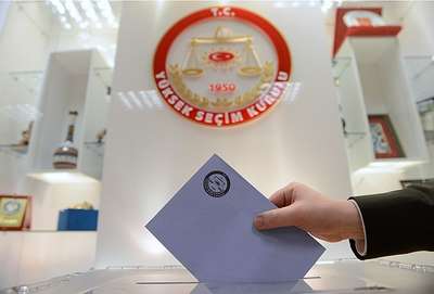 Yurtdışındaki 8 bin seçmene uyarı
