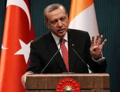 Husilerin kontrolünde olan 4 TV kanalının yayınını durduruldu