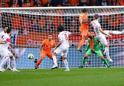 Hollanda 1 - 1 Türkiye (Maç bitti)