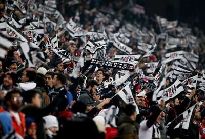 Beşiktaş'ın yabancıları taraftara hayran