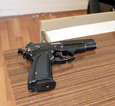 Çocuk polis kurşunuyla öldü iddiası