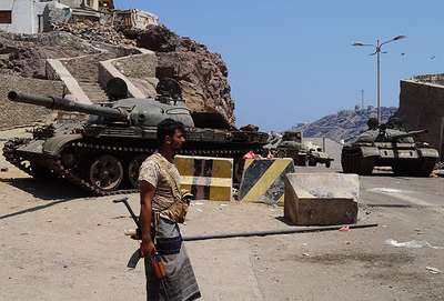 Yemen'de Husiler Kur'an kursu bastı
