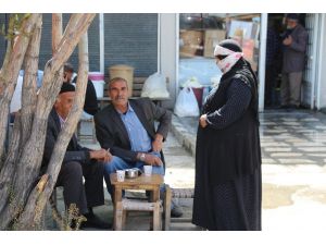 Varto’da dilenciler yeniden işbaşında