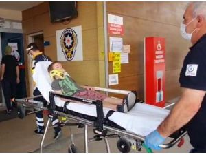 Kısıtlama Günü Parkta Kaydıraktan Düşen Ömer'in Kolu Kırıldı