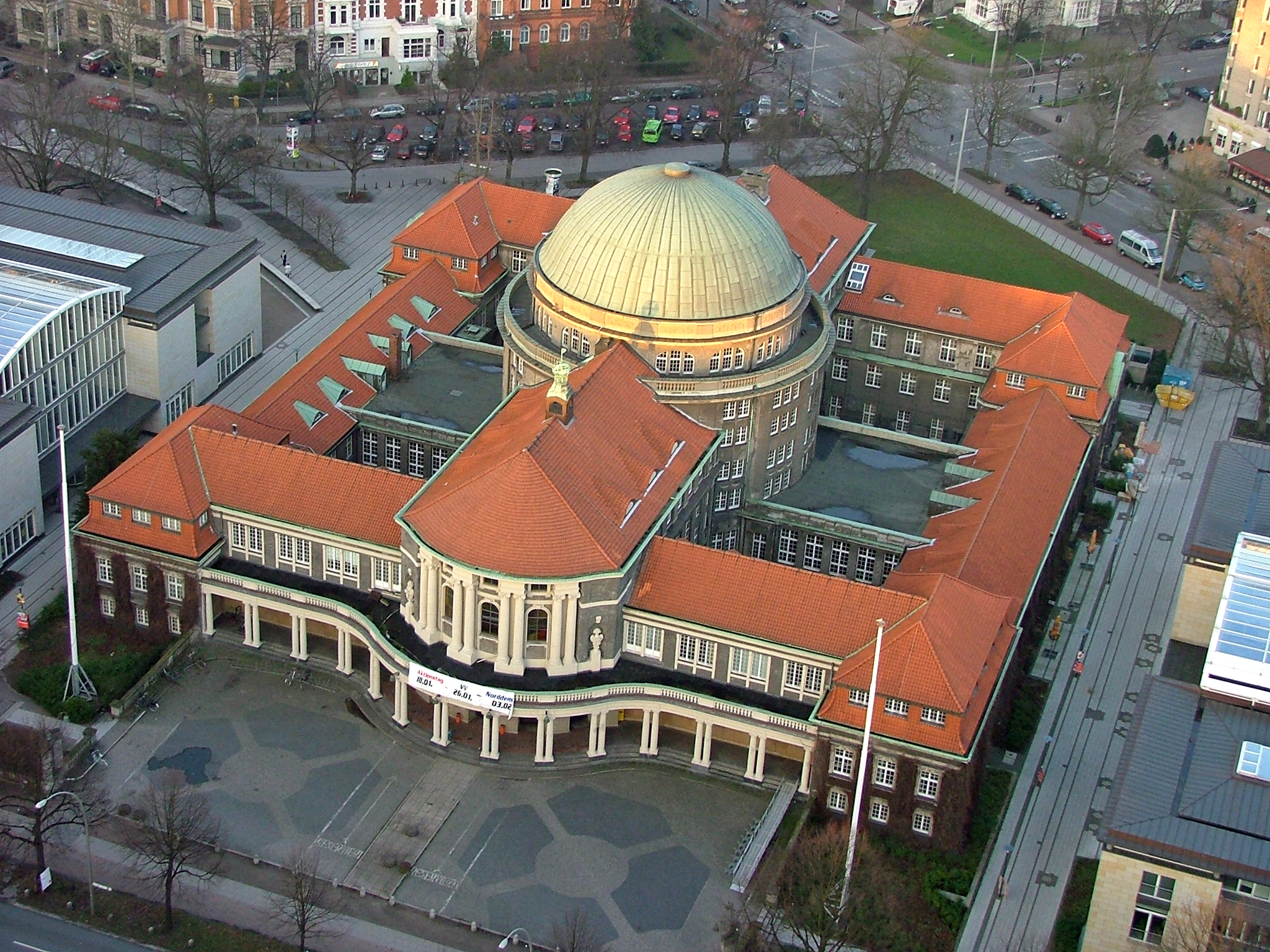Hamburg Hak Eşitliği Anlaşması: Üniversitede Alevilik kürsüsü büyüyor