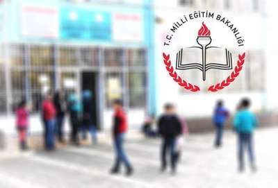 MEB'den başörtülü öğretmen açıklaması
