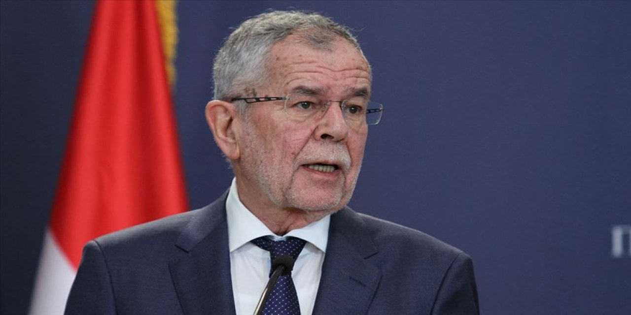 Korku: Avusturya Cumhurbaşkanı yurtdışı seyahatini iptal etti