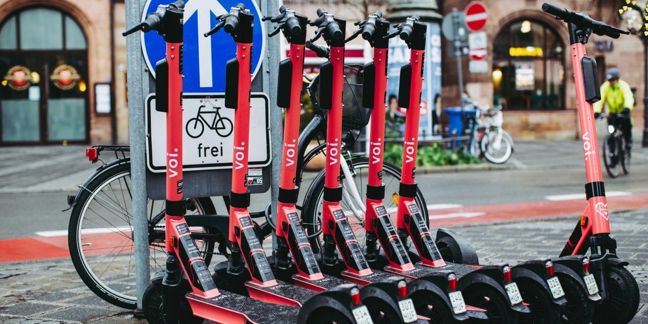 Trafiği temizleyecek derken: Elektrikli scooter kazaları tedirgin etti