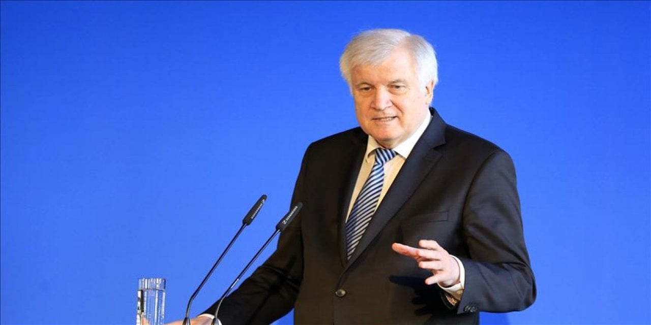 Poliste ırkçı profil araştırmasına ret: Bakan Seehofer “Gerek yok” dedi