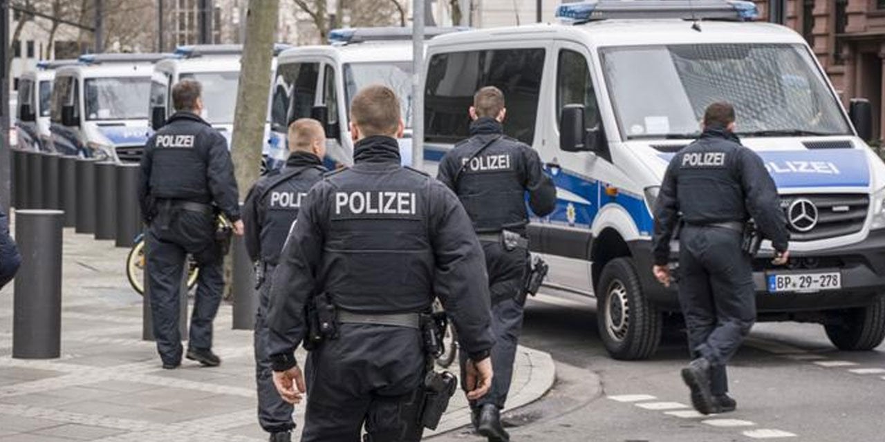 Alman polisine neler oluyor? Şimdi de Hessen‘de ırkçı yapılanma şüphesi