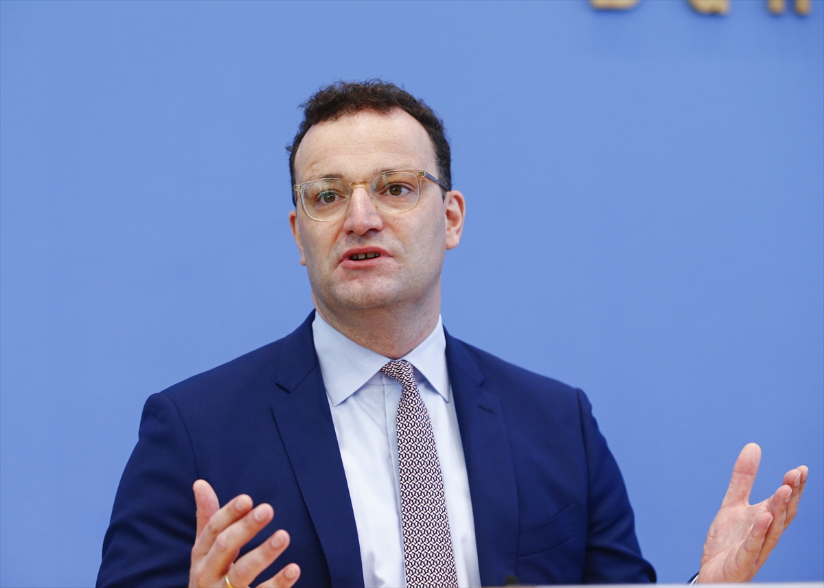 Almanya Sağlık Bakanı Spahn: “Koronavirüste ikinci dalga tehlikesi gerçek”
