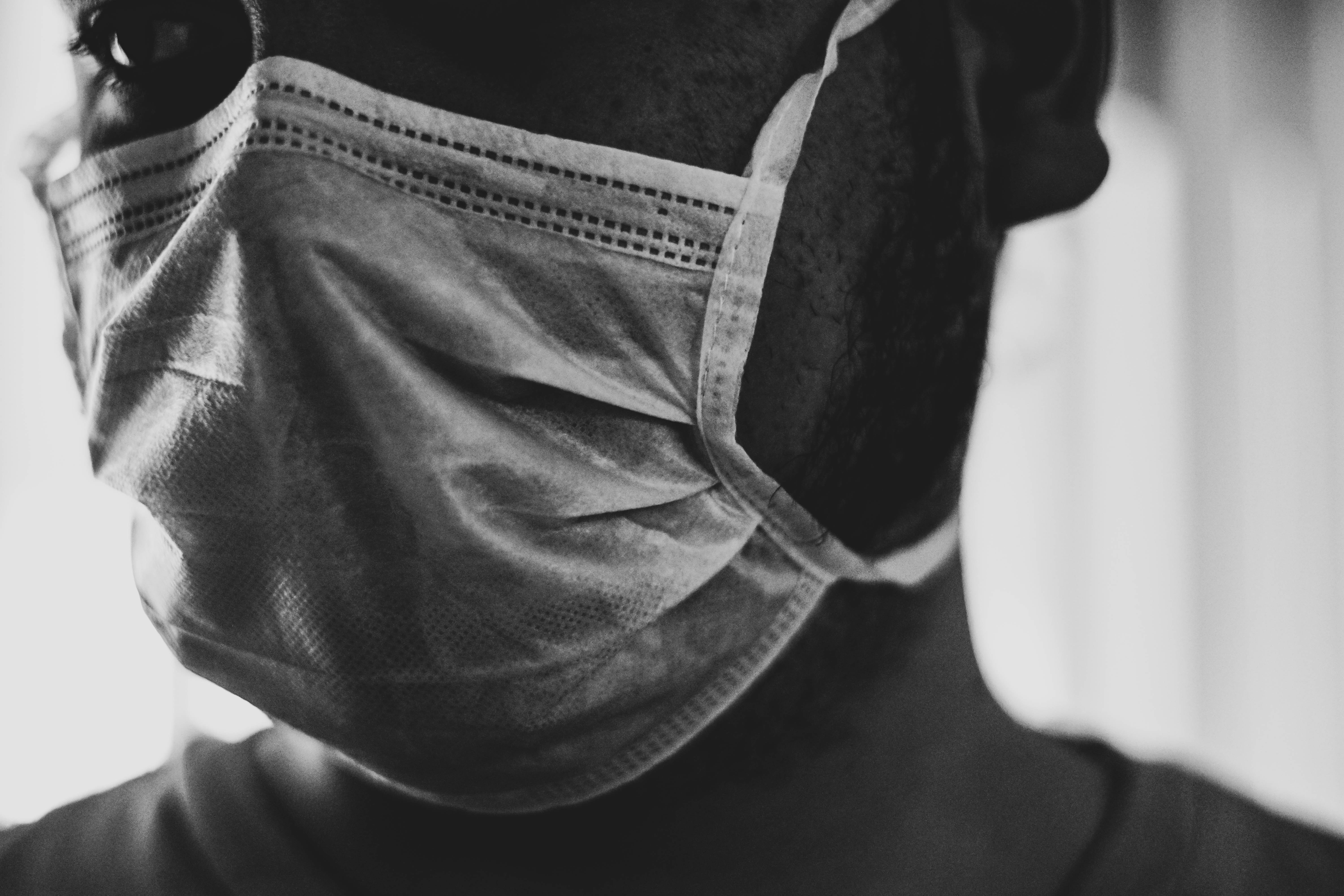 İş çok ciddi: İngiltere’de maske takmayanlara para cezası geliyor